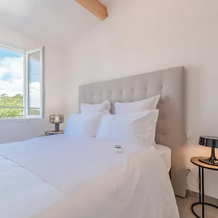 Les Mures L Pool & Garden L Shellter *