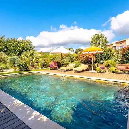 Les Mures L Pool & Garden L Shellter *