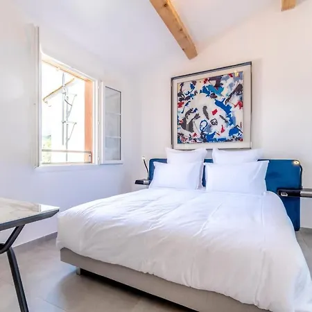 Les Mures L Pool & Garden L Shellter Villa *