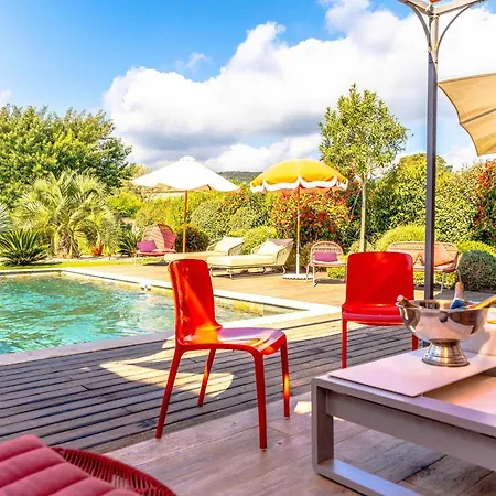 Villa Les Mures L Pool & Garden L Shellter