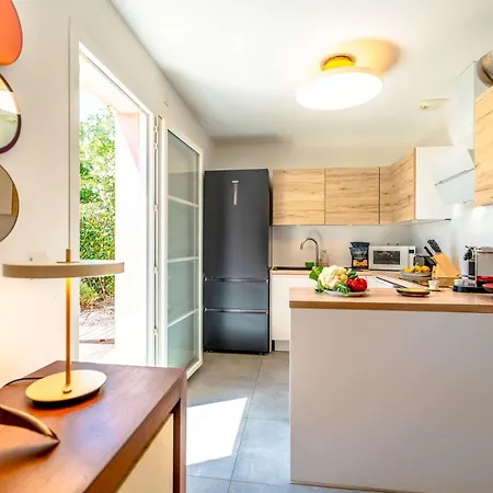 Villa Les Mures L Pool & Garden L Shellter Grimaud