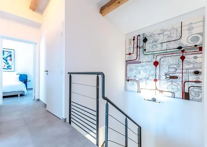 Les Mures L Pool & Garden L Shellter ヴィラ グリモー