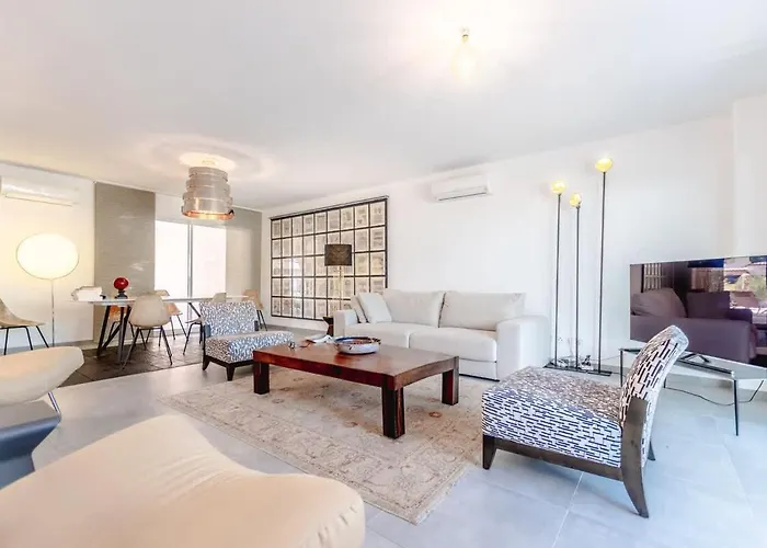 ヴィラ Les Mures L Pool & Garden L Shellter