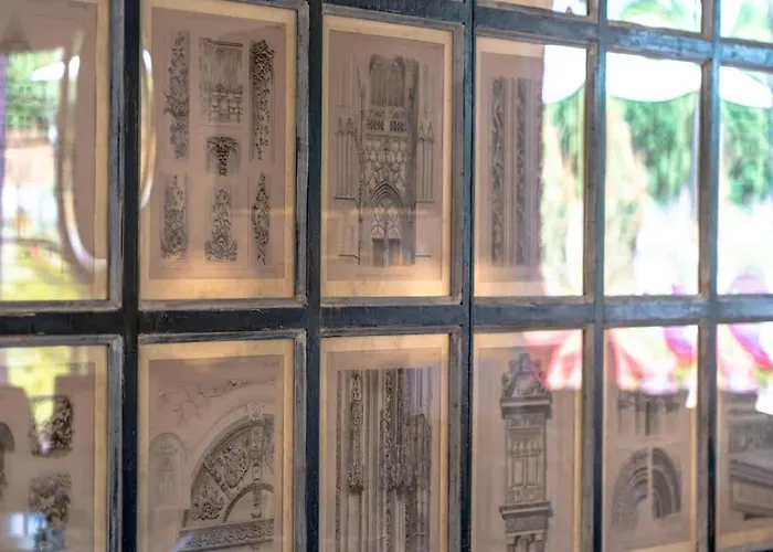 Les Mures L Pool & Garden L Shellter ヴィラ グリモー