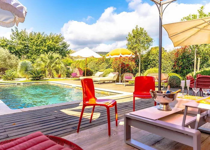 ヴィラ Les Mures L Pool & Garden L Shellter